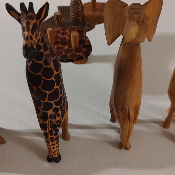 Hand Carved African Party Animal Set - Picture 9 of 16